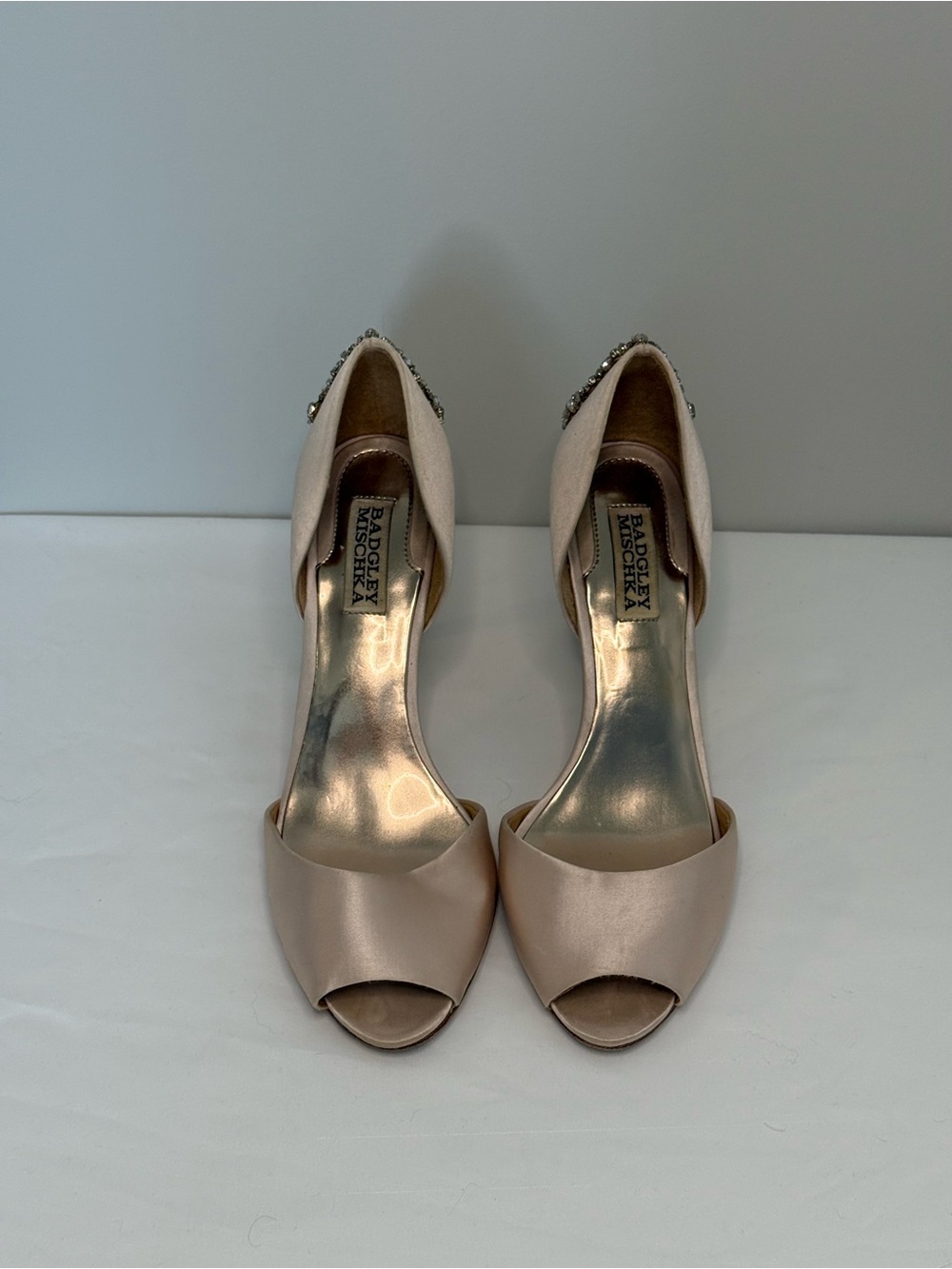 Badgley Mischka Champagne Satin D’Orsay Peep Toe Heels Crystal Embellished Sz 8